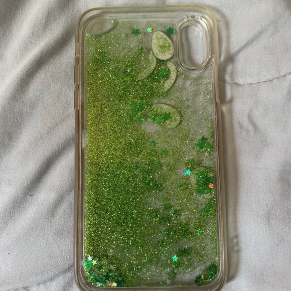 FREE WITH BUNDLE 🖤 iPhone X Avocado Liquid Case - Picture 3 of 8